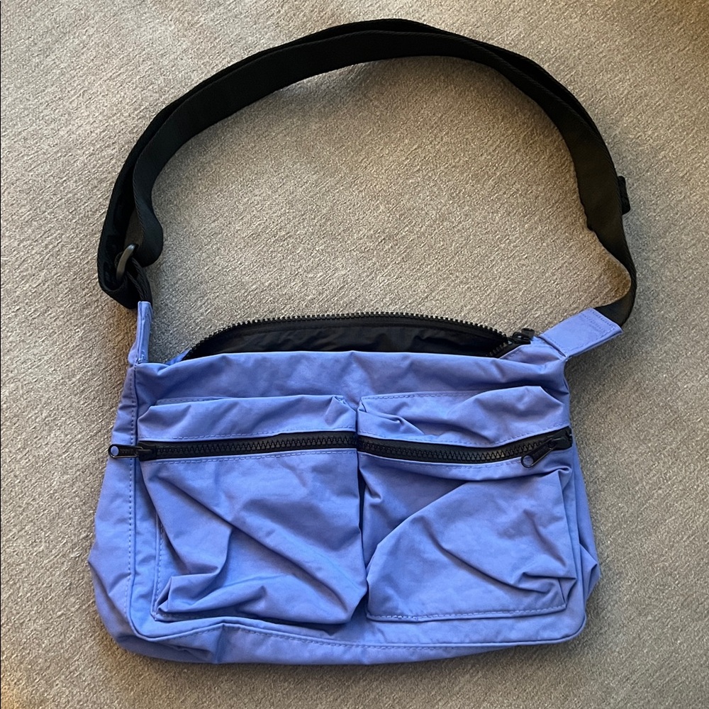 BAGGU Medium Cargo Crossbody Pansy Blue - Picture 4 of 4
